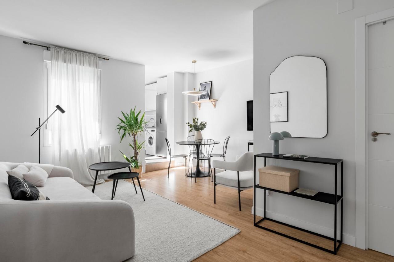 מדריד Cozy 2 Bedroom Apartment With Patio מראה חיצוני תמונה